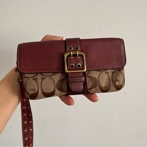 COACH: Vintage - Special Edition Fall 2004  - Wristlet Purse Clutch